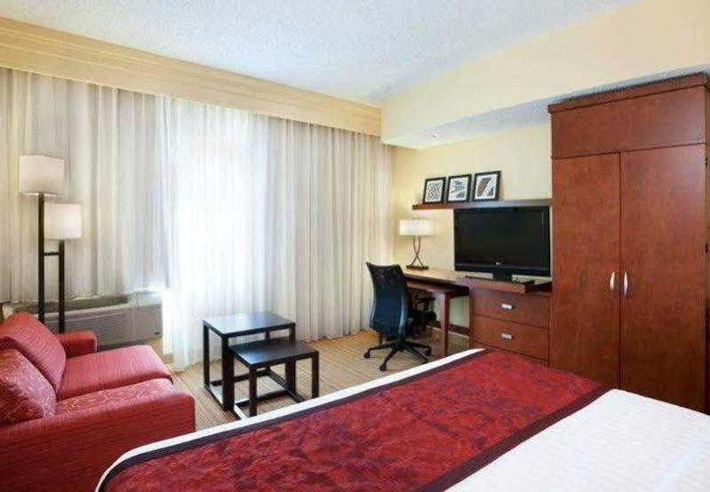 คอร์ทยาร์ด ฮุสตัน เพียร์แลนด์ Hotel ภายนอก รูปภาพ